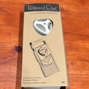 Pampered Chef Ultimate Slice & Grate